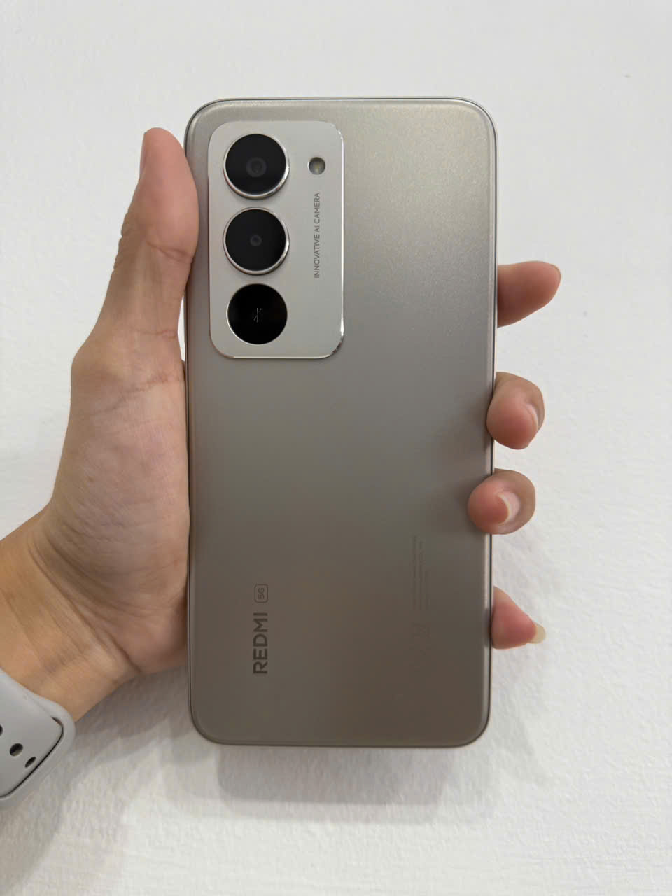 ĐIỆN THOẠI DI ĐỘNG (TEL) REDMI 15 5G 6.9"/SNAP 6S GEN 3/8G/256G/50MP+Auxiliary/8MP/7000mAh (25057RN09G)/XÁM (6932554454463)/ TN 