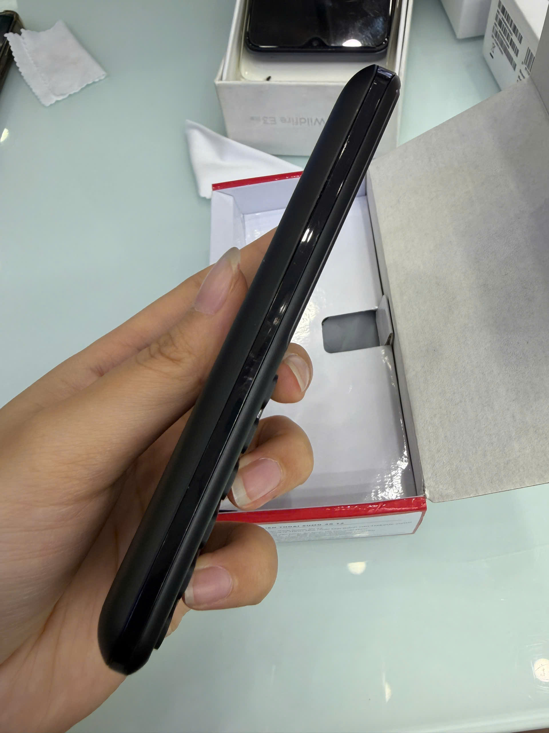 Điện thoại Viettel T2 - 4G (DÙNG MỌI LOẠI SIM) Cũ