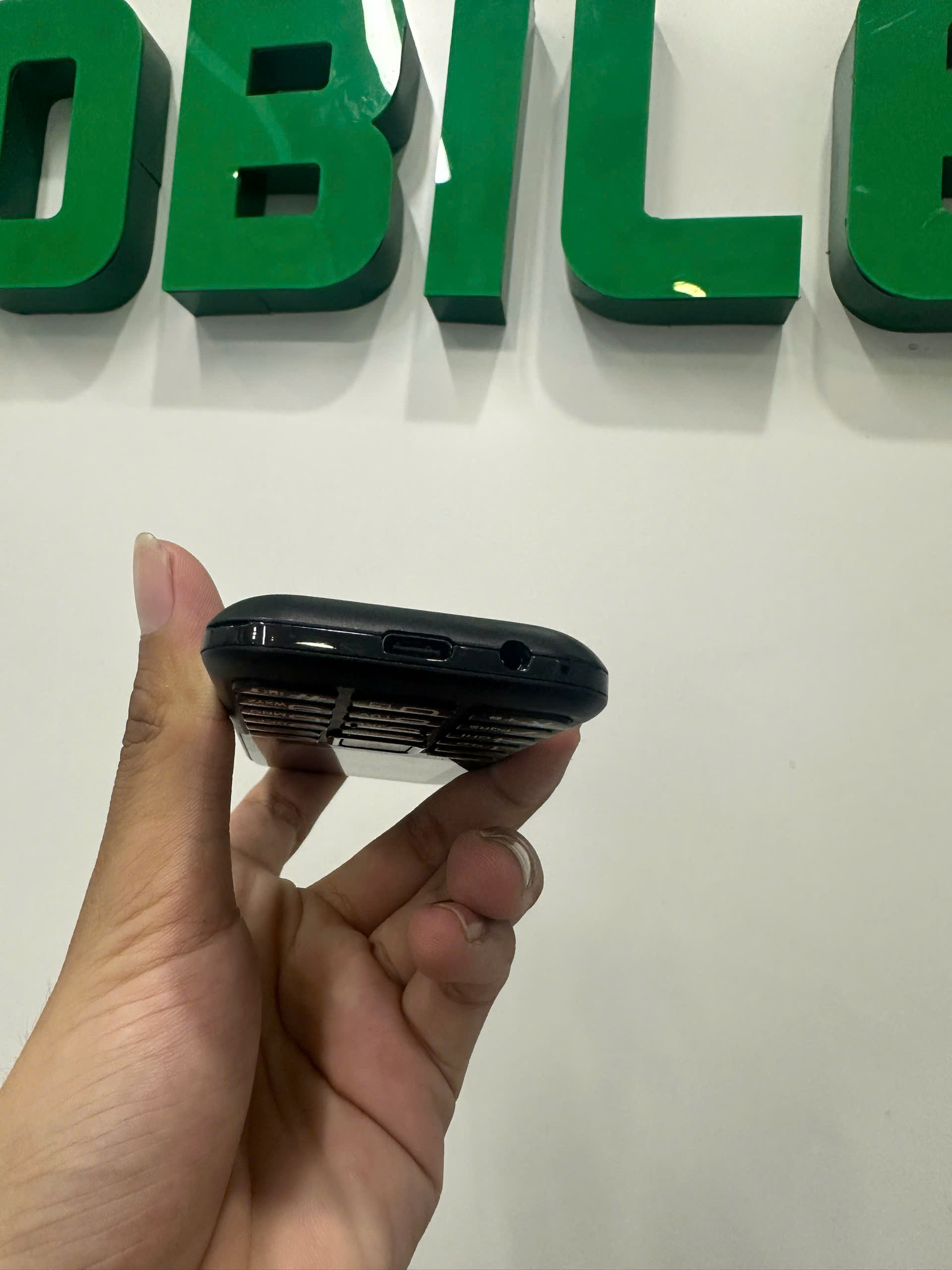 Điện thoại di động Sumo 4G T2 đen (Black)_T2BLK