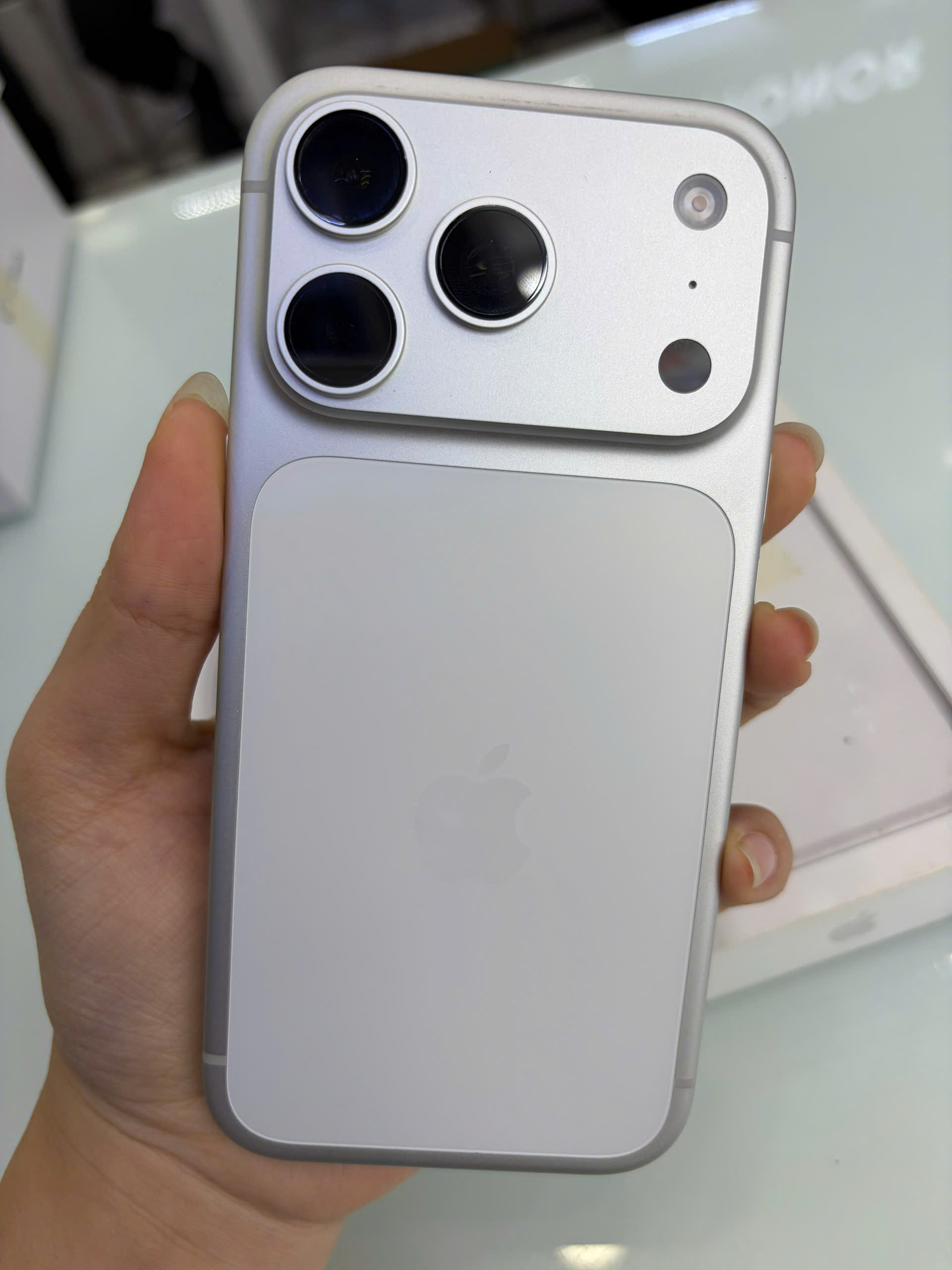 iPhone 17 Pro 256GB - Chính hãng Apple Việt Nam Cũ