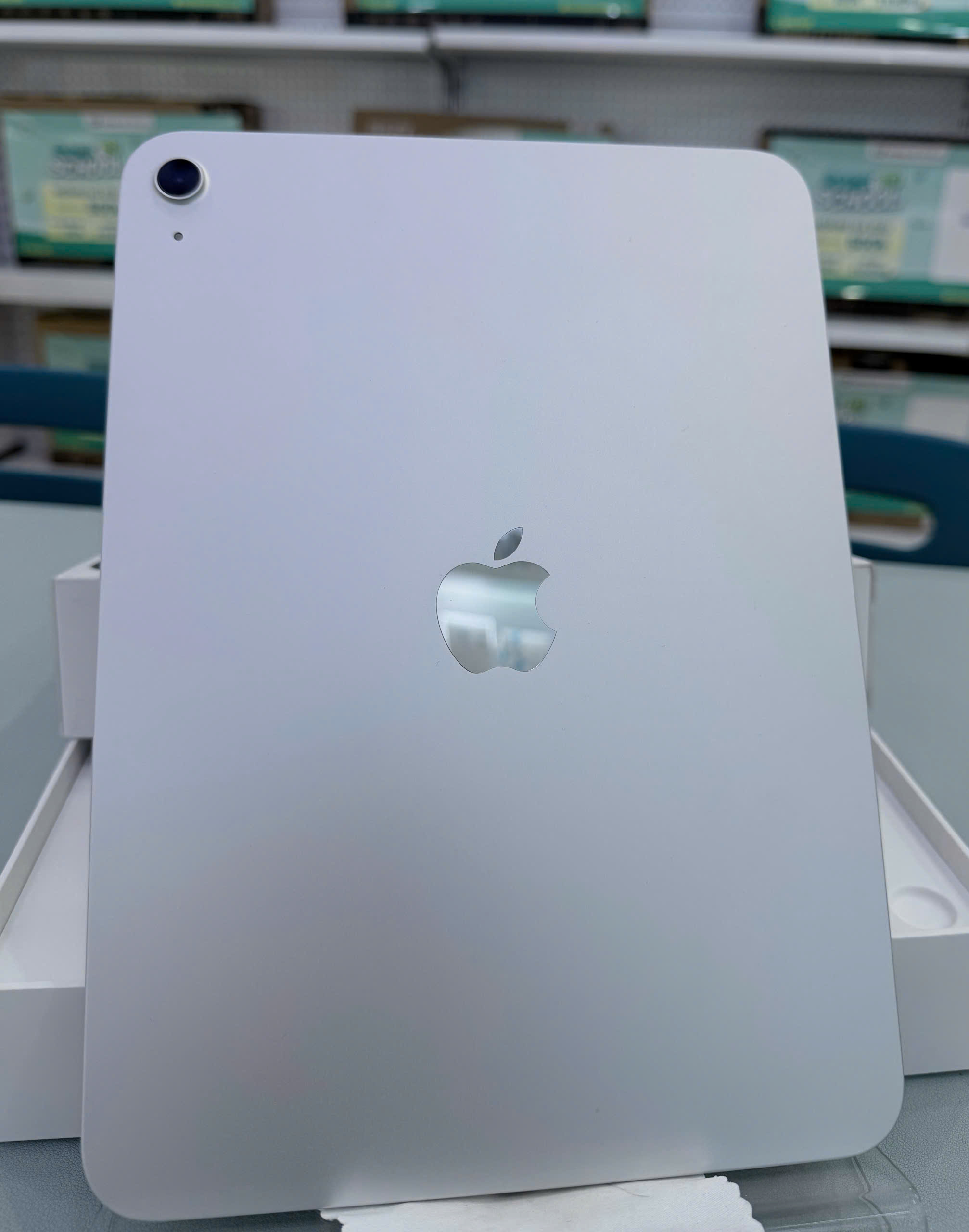Apple iPad Gen 11 A16 11 inch (2025) Wifi 128GB - Silver - MD3Y4ZA/A - SGDCW676R5H