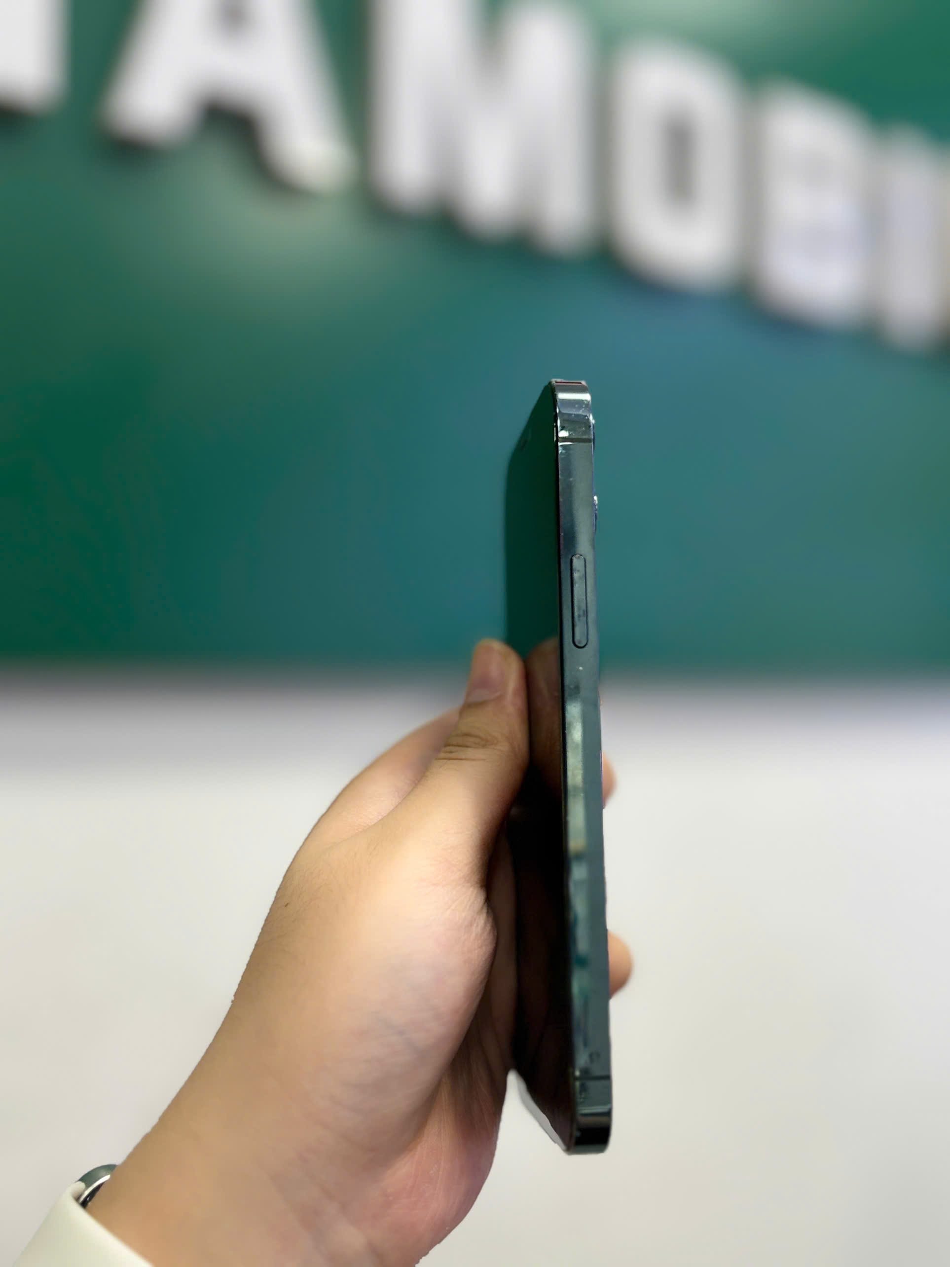 ĐTDĐ Apple iPhone 12 Pro 128GB Pacific Blue_MGMN3VN/A - G6TDQEEY0D91 - IPH12P128E