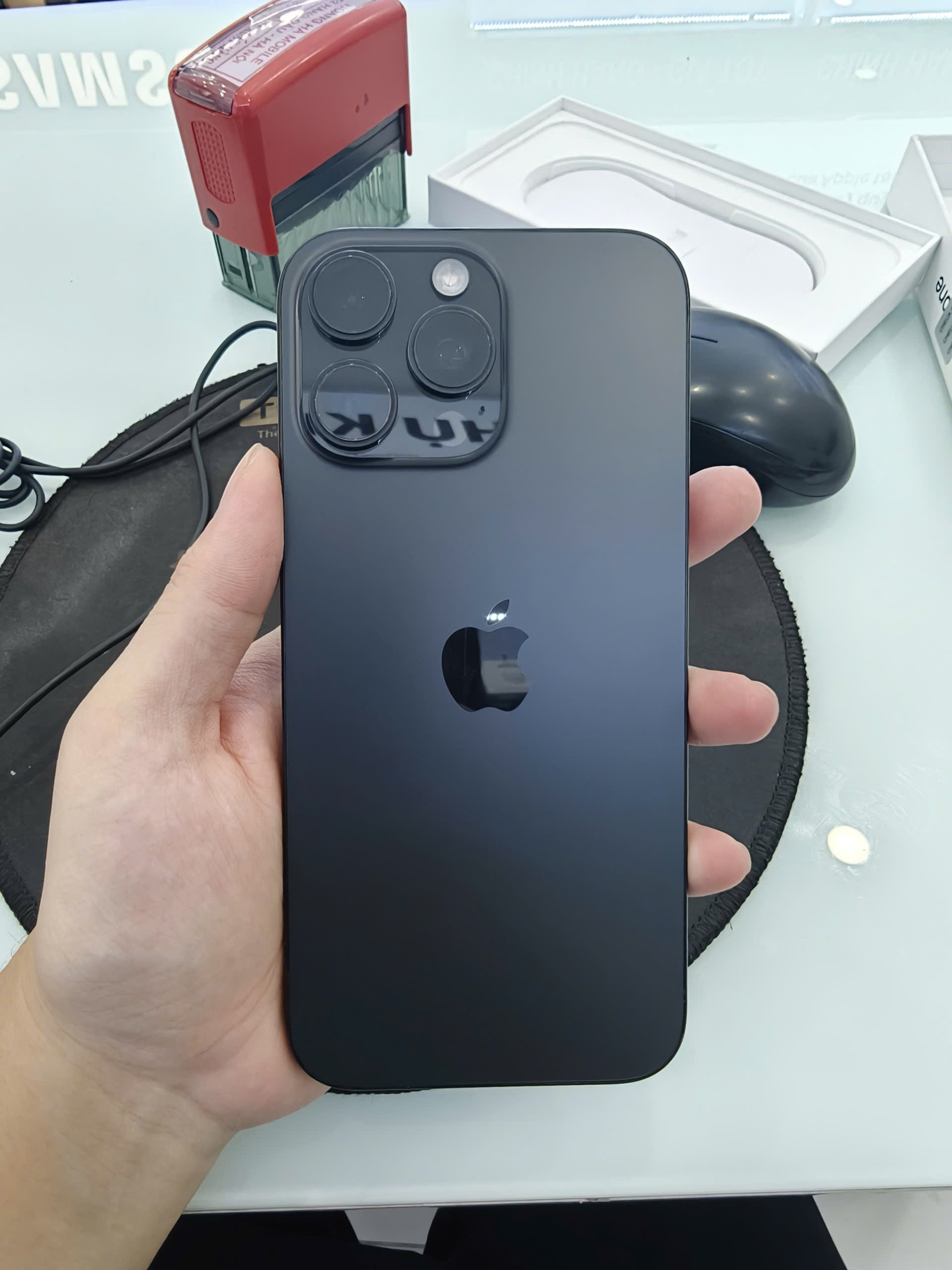 ĐTDĐ Apple iPhone 16 Pro Max 256GB Black Titanium_MYWV3VN/A