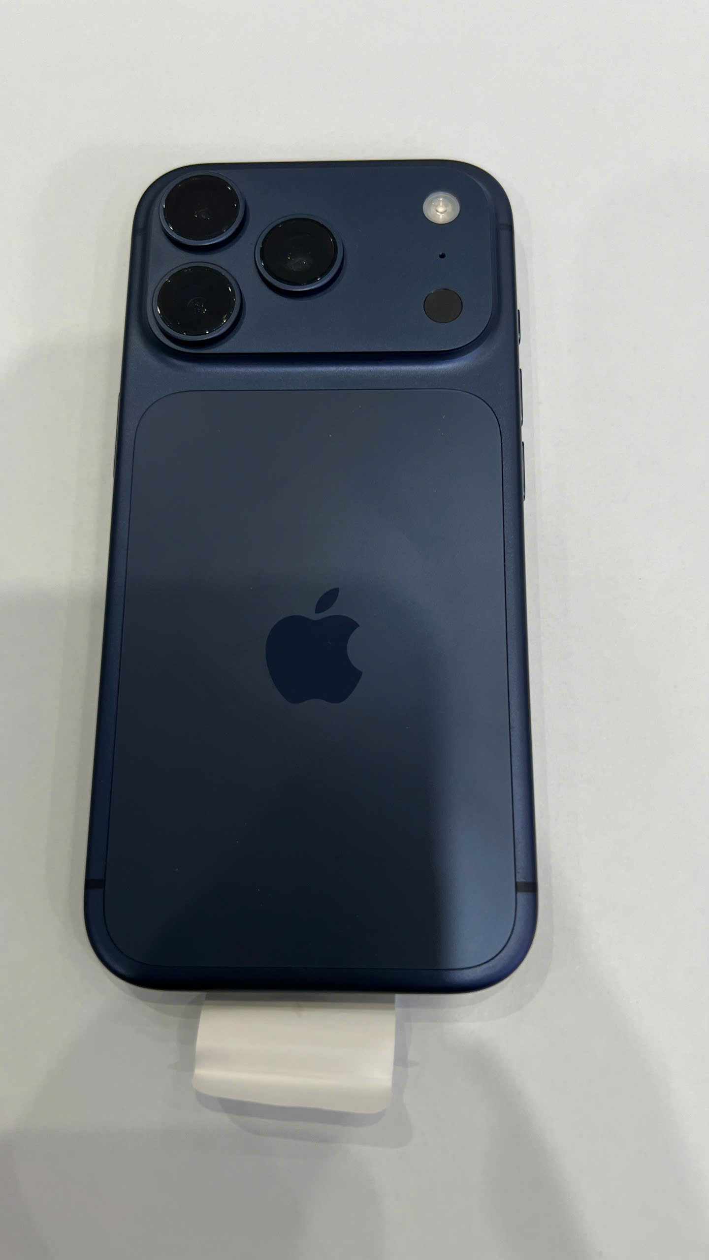 ĐTDĐ Apple iPhone 17 Pro 256GB Deep Blue
