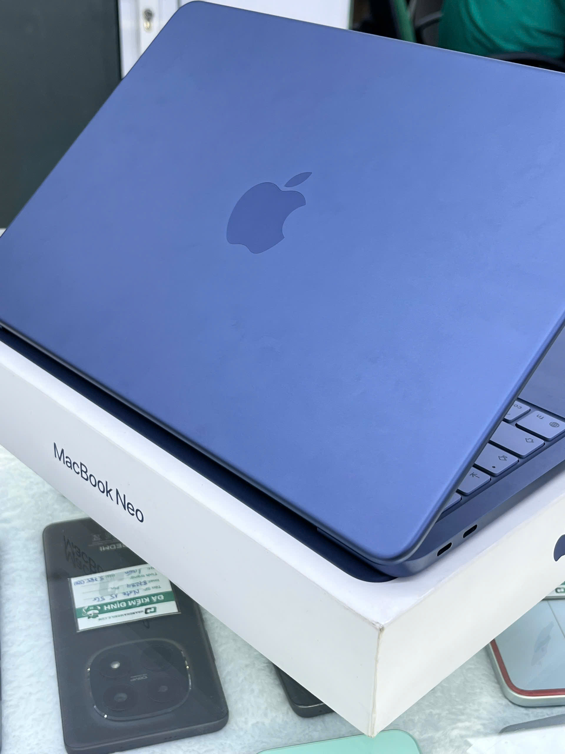 MacBook Neo A18 Pro 13 inch 2026, 6CPU-5GPU, 8GB/256GB - Indigo - MHFF4SA/A - cũ