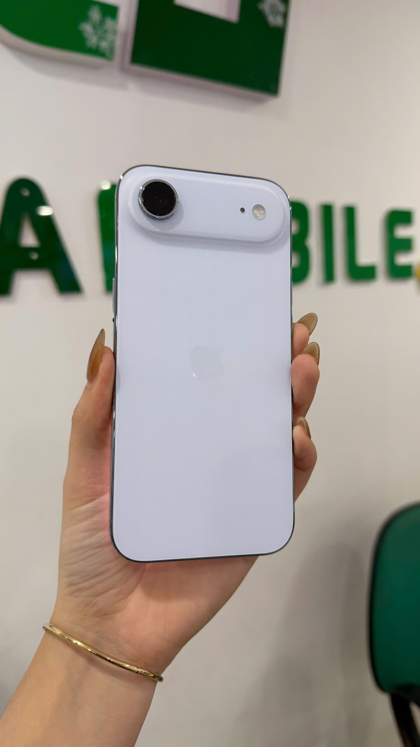 (DEMO) ĐTDĐ Apple iPhone Air 256GB Sky Blue_3P152ZP/A - SL9KXRLY4F4 - 3P152ZPZTN