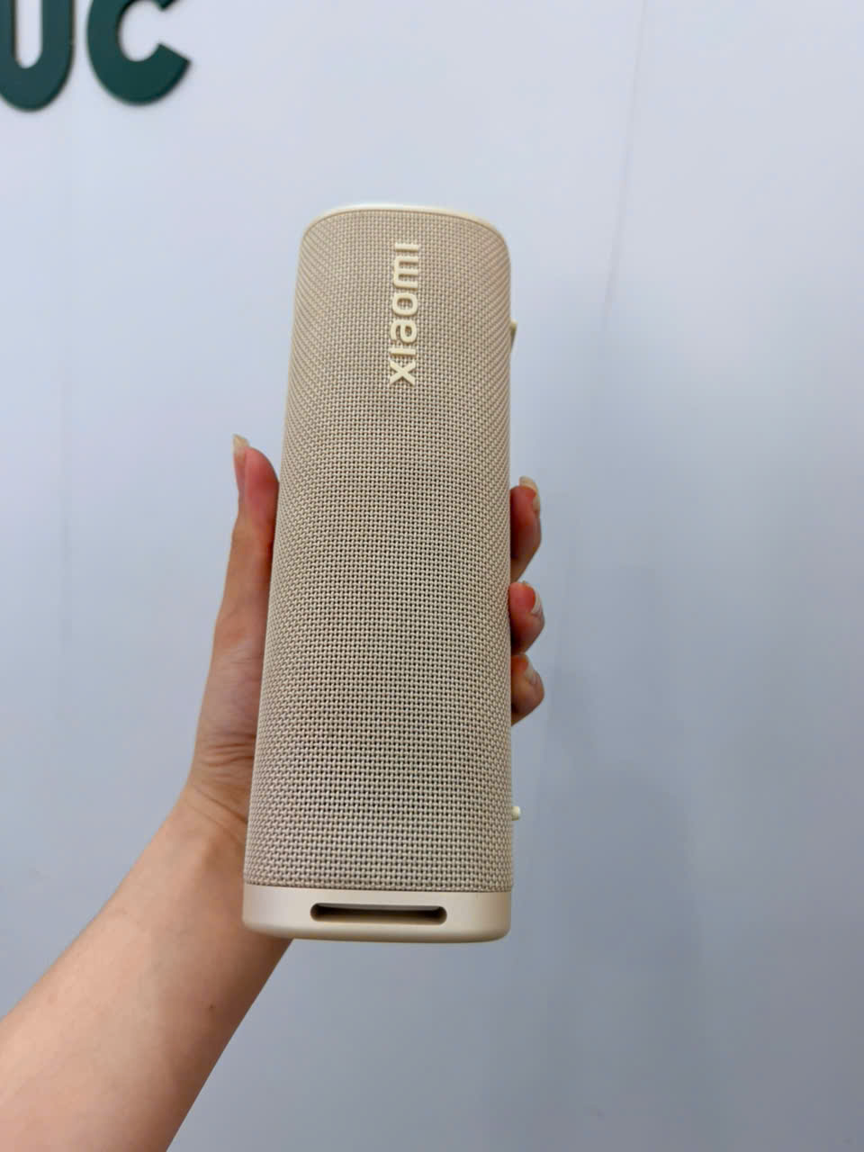 Loa Bluetooth Xiaomi Sound Outdoor Gold S29H-GL_QBH4370GL - 70863/700900076089 - QBH4370GL