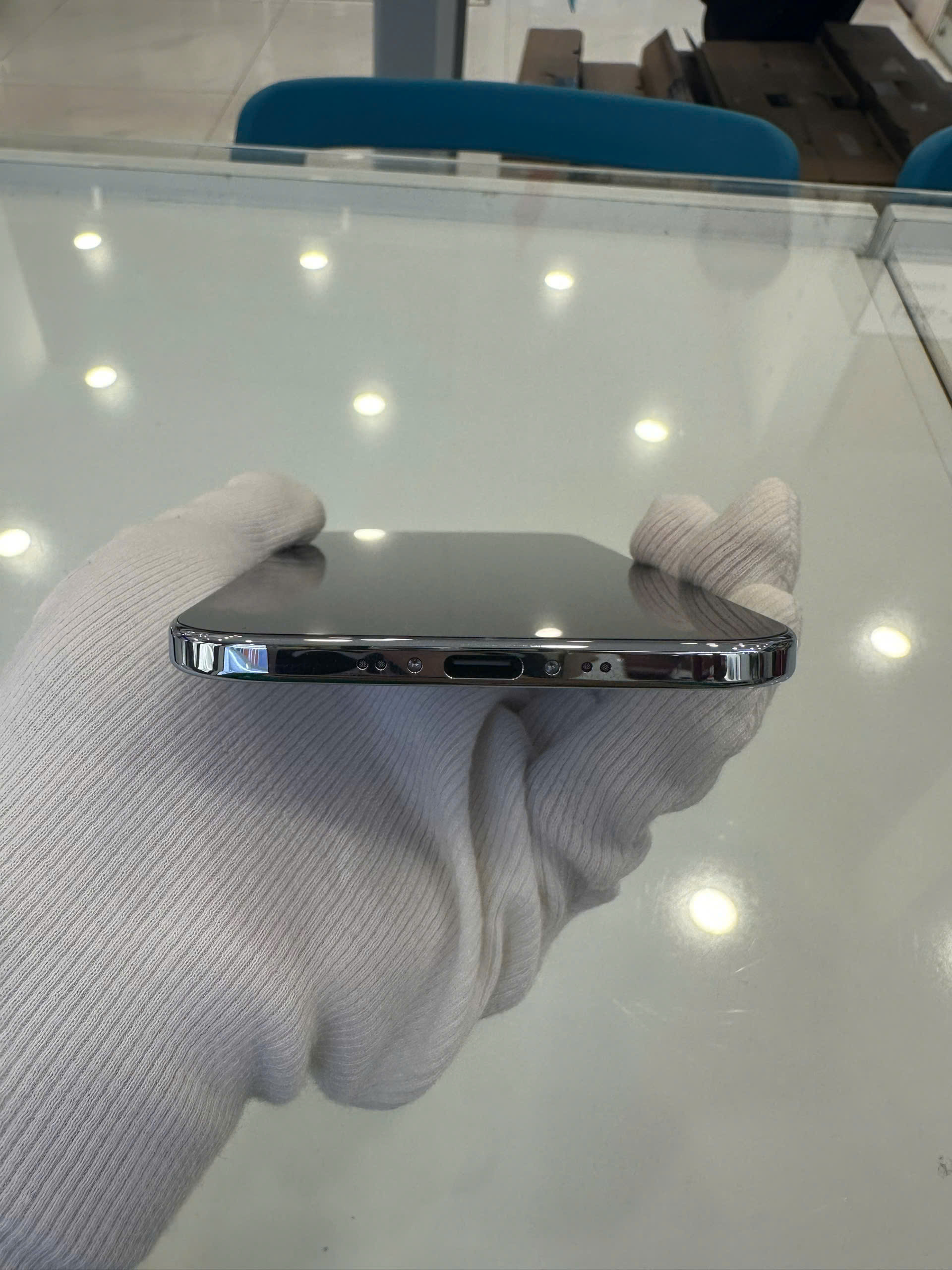 ĐIỆN THOẠI DI ĐỘNG (TEL) REDMI NOTE 15 5G 6.77"/SNAP 6 GEN 3/6G/128G/108MP+8MP/20MP/5520mAh (25098RA98G)/ĐEN (6932554469634)/TN