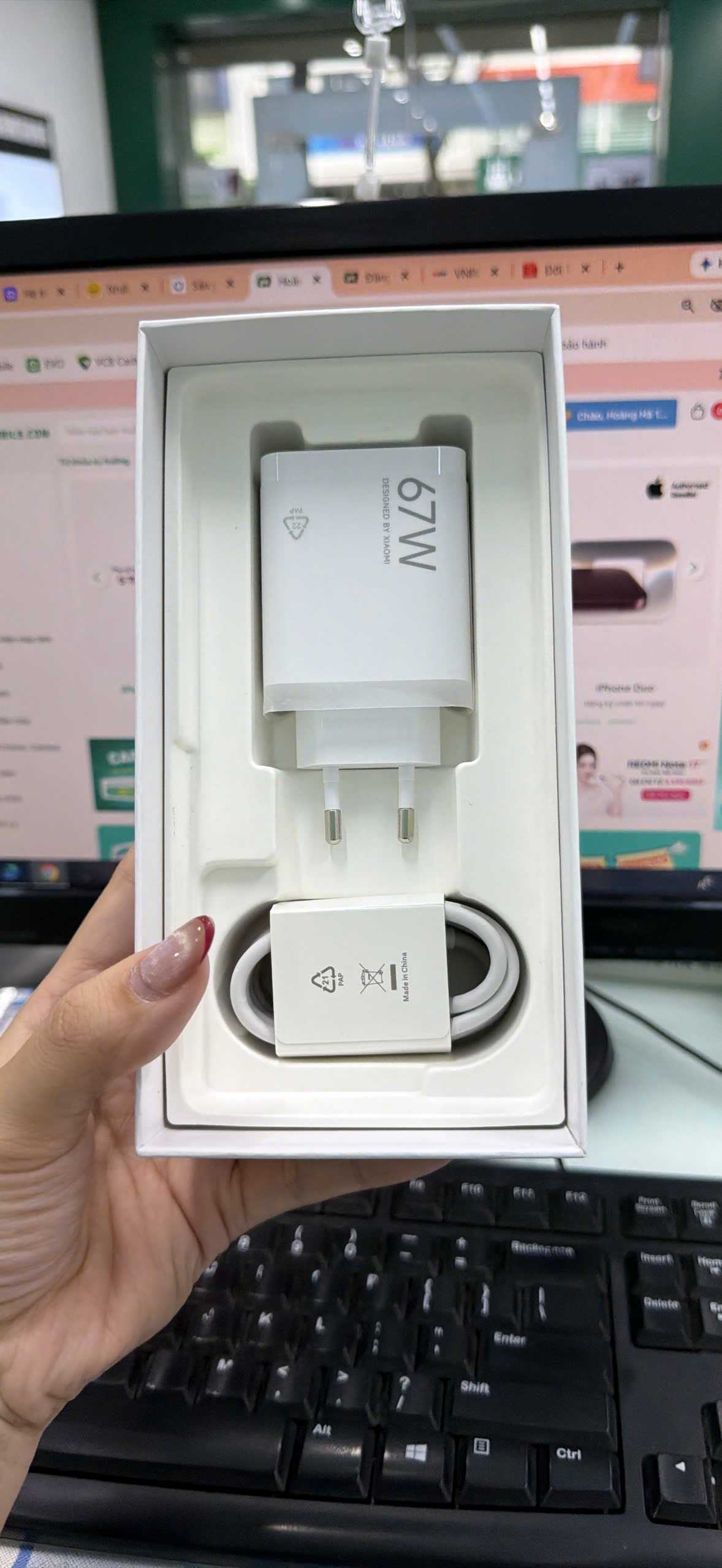 ĐIỆN THOẠI DI ĐỘNG (TEL) REDMI NOTE 17 PRO 5G 6.83"/SNAP 6S 4G GEN 4/6G/256G/50+8MP/16MP/8340mAh (2607DRA18G)/TÍM (6939093009376