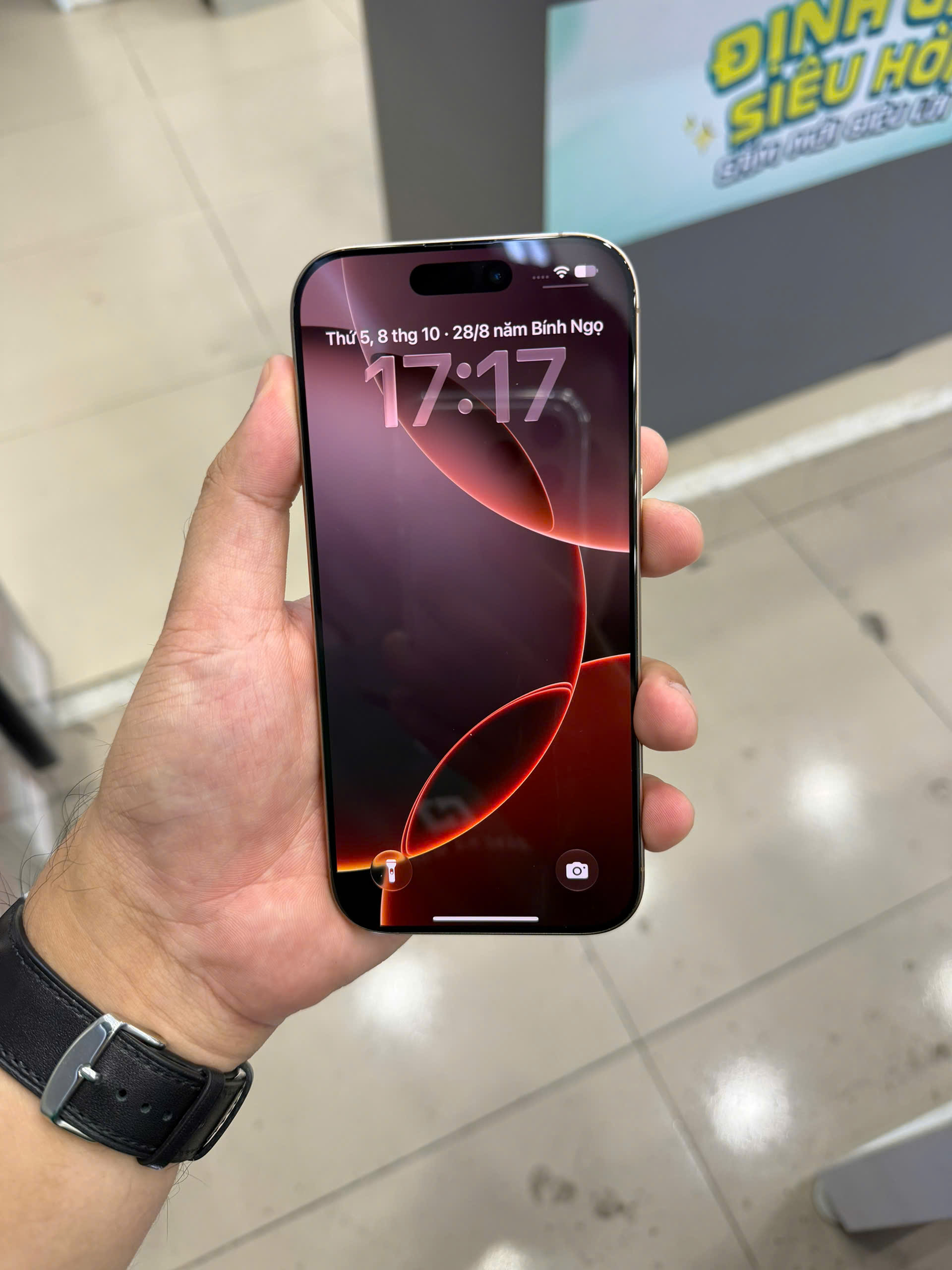iPhone 16 Pro 128GB VN/A Titan Sa Mạc