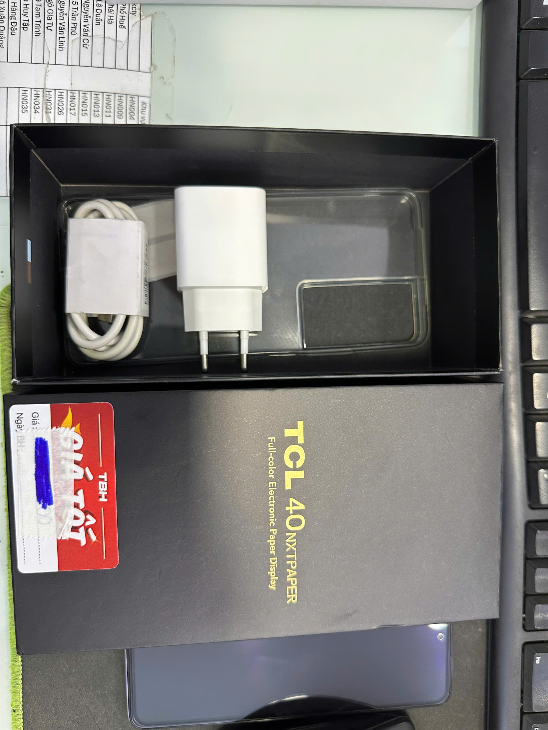 Điện thoại di động TCL 40 NXTPAPER T612B (8+256GB) Trắng - TBH