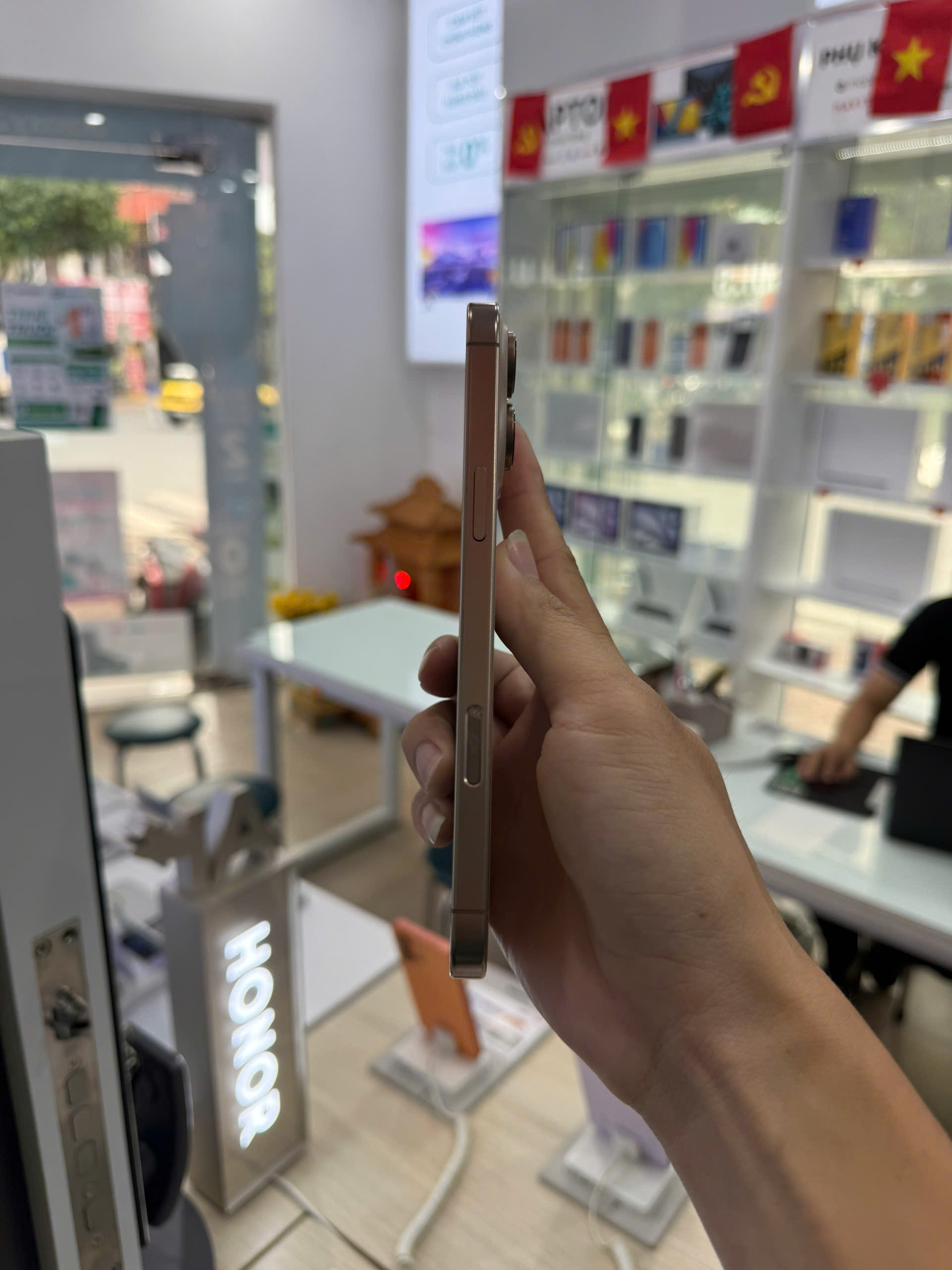 iPhone 16 Pro Max 256GB - Chính hãng VN/A Cũ