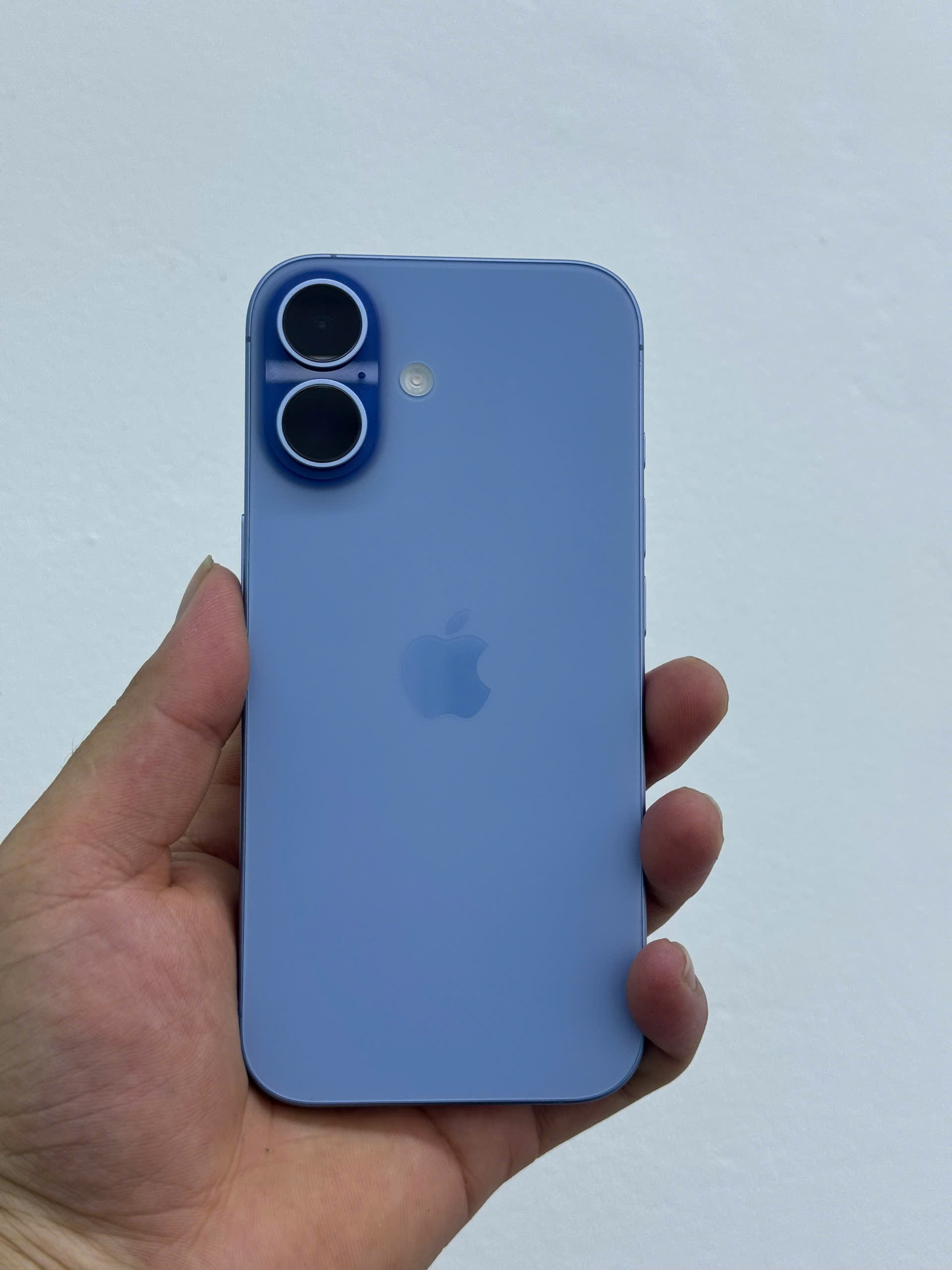 ĐTDĐ Apple iPhone 17 256GB Mist Blue_MG6L4ZP/A - SGY7TQWY7RJ - MG6L4ZP - TBH