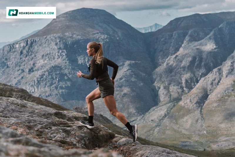 Garmin Fenix 9 Pro - 43mm có lợi thế lớn ở kích thước. Garmin Fenix 9 Pro - 43mm có lợi thế lớn ở kích thước.