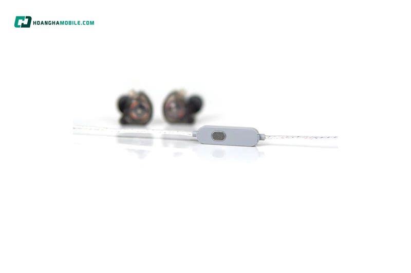 KZ Gale có tùy chọn dây micro kép để phục vụ giao tiếp trong game và đàm thoại KZ Gale có tùy chọn dây micro kép để phục vụ giao tiếp trong game và đàm thoại