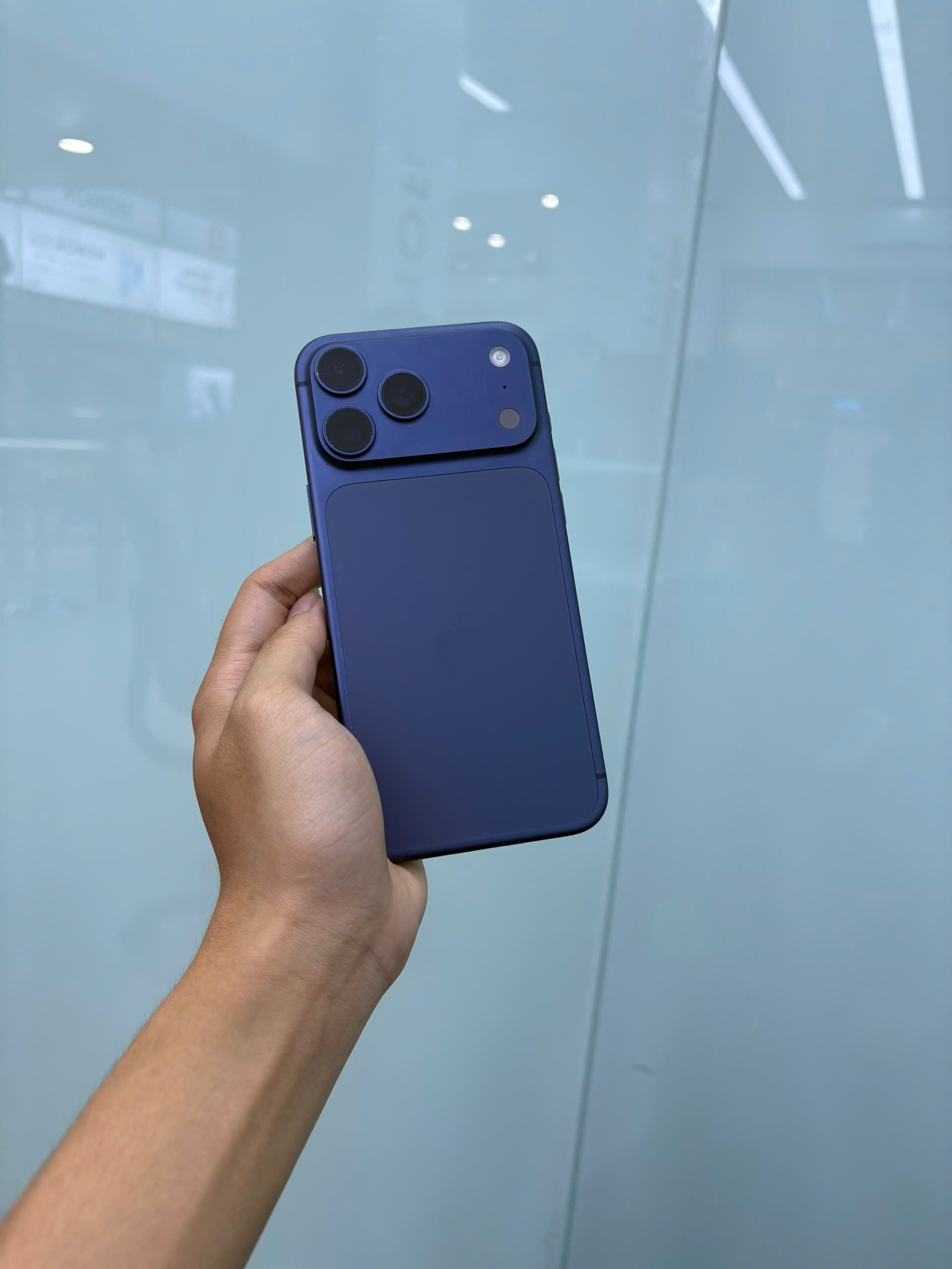ĐTDĐ Apple iPhone 17 Pro Max 512GB Deep Blue_MFYU4ZP/A