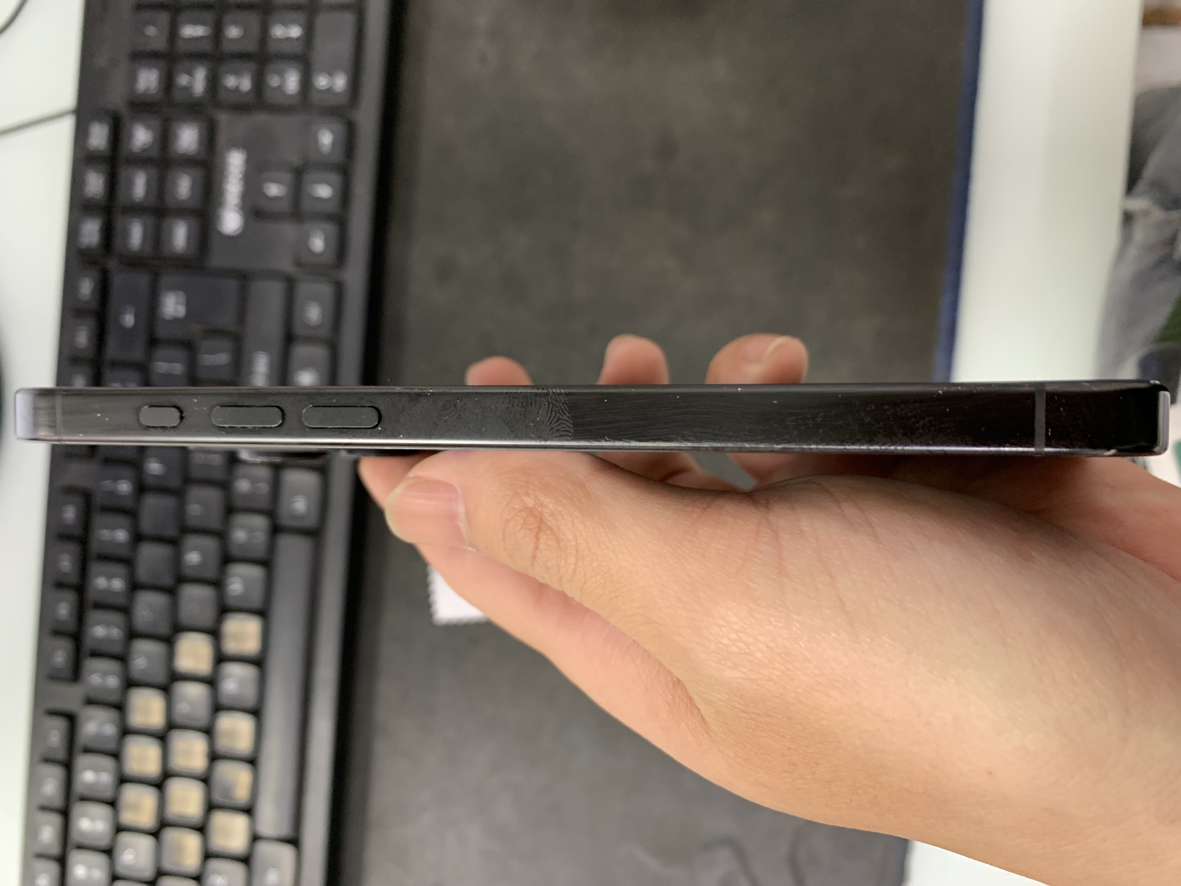 ĐTDĐ Apple iPhone 16 Pro Max 256GB - Cũ