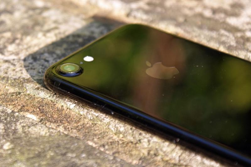Quy trình tiếp nhận thay camera sau iPhone 7