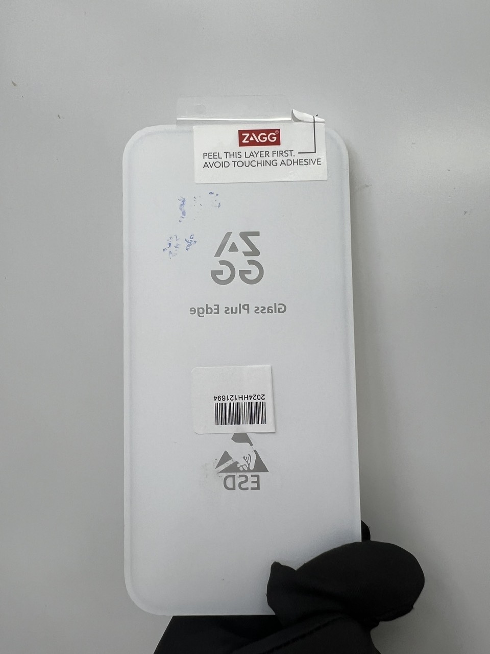 Kính dán màn hình iPhone16 Pro MaxZAGG Elite Edge VisionGuard 