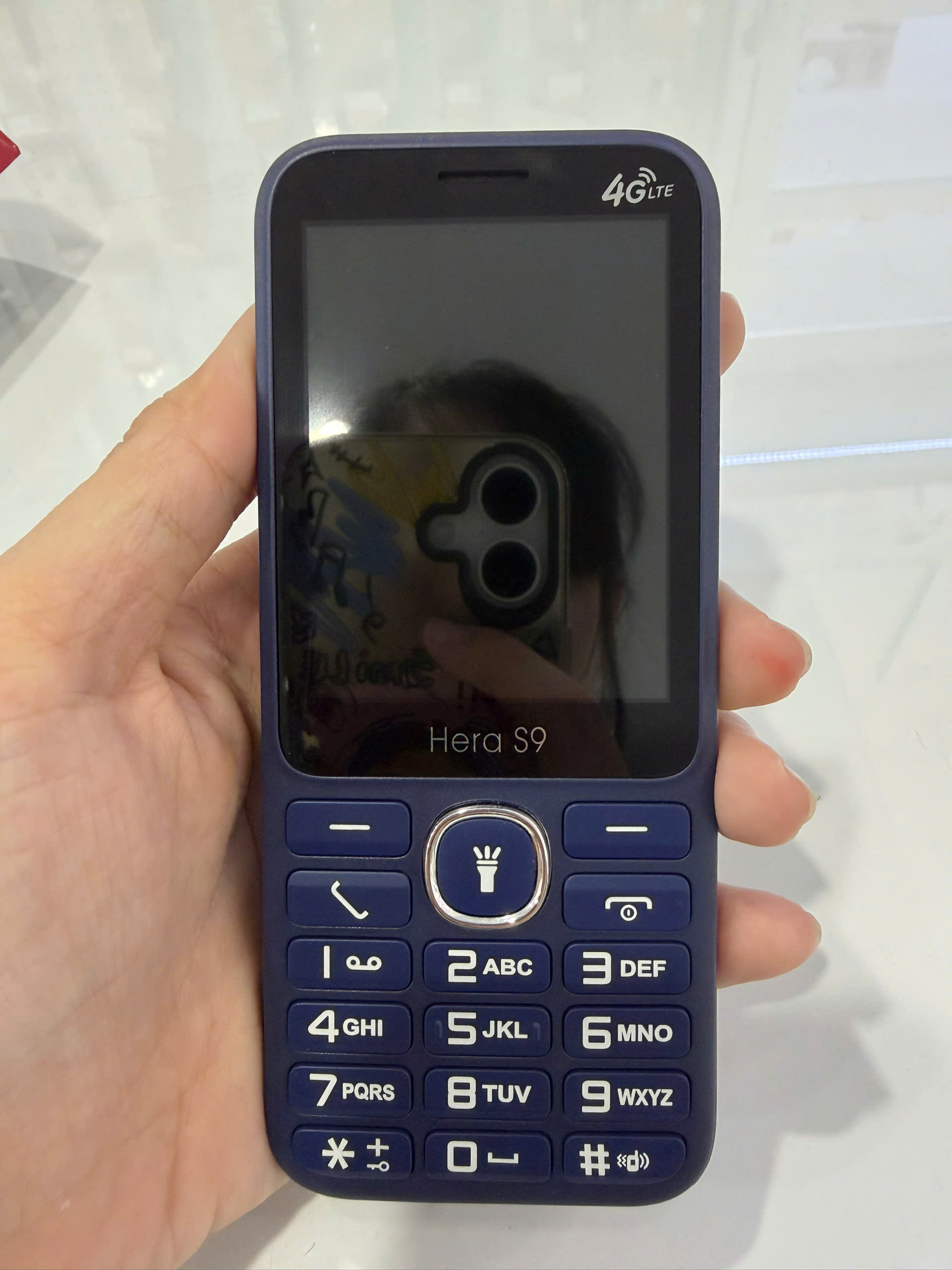 Điện thoại Xphone Model Hera S9 màu Xanh dương (Blue)