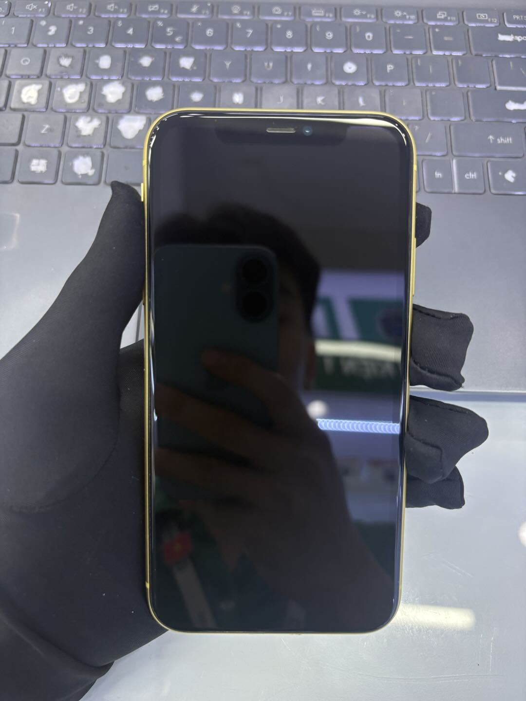 phone 11 64GB Yellow
