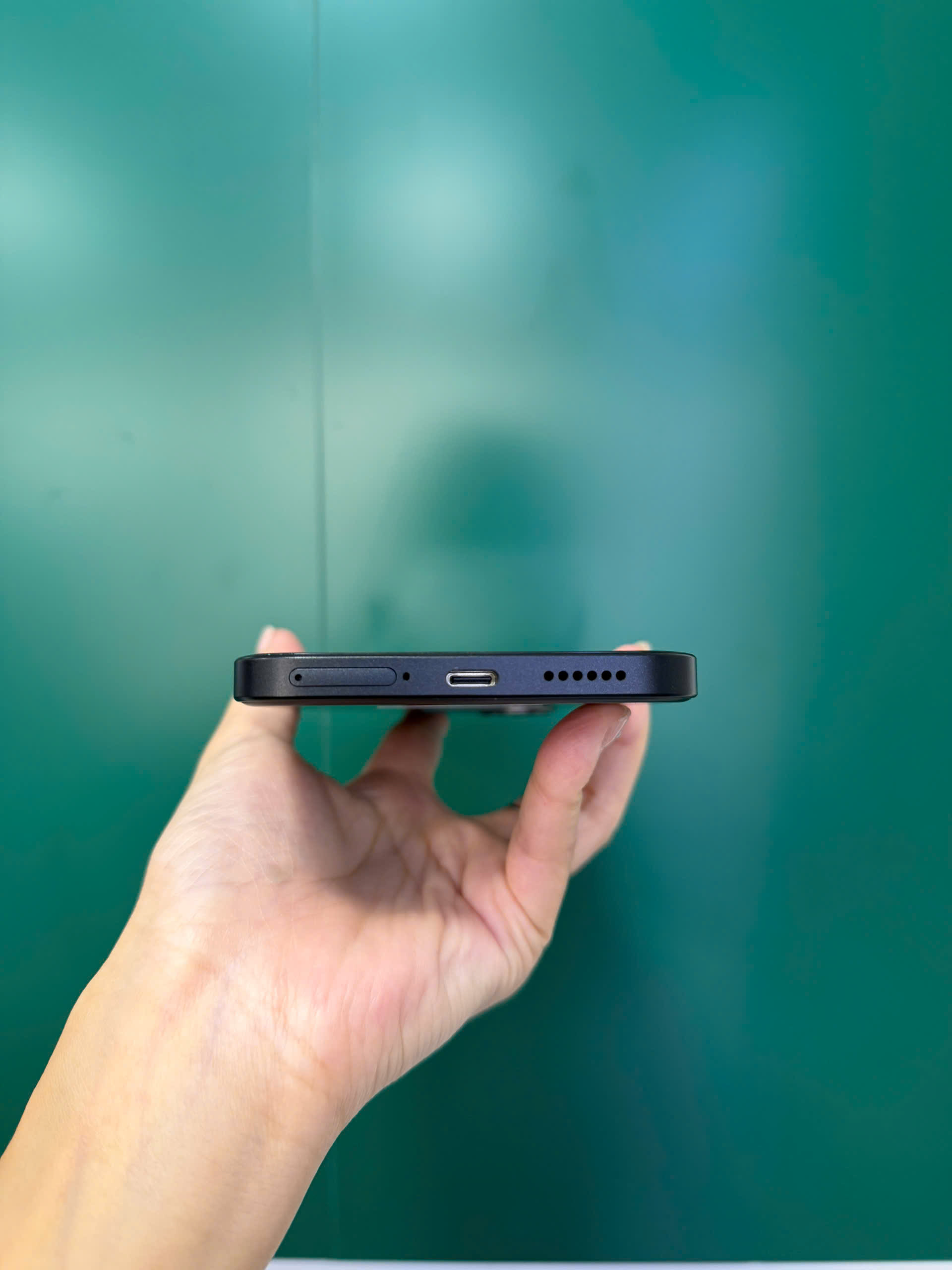 ĐIỆN THOẠI DI ĐỘNG (TEL) REDMI NOTE 17 6.99"/SNAP 6S 4G GEN 2/4G/128G/50MP+Auxiliary/16MP/7700mAh (26012RN62Y)/ĐEN (693909303378
