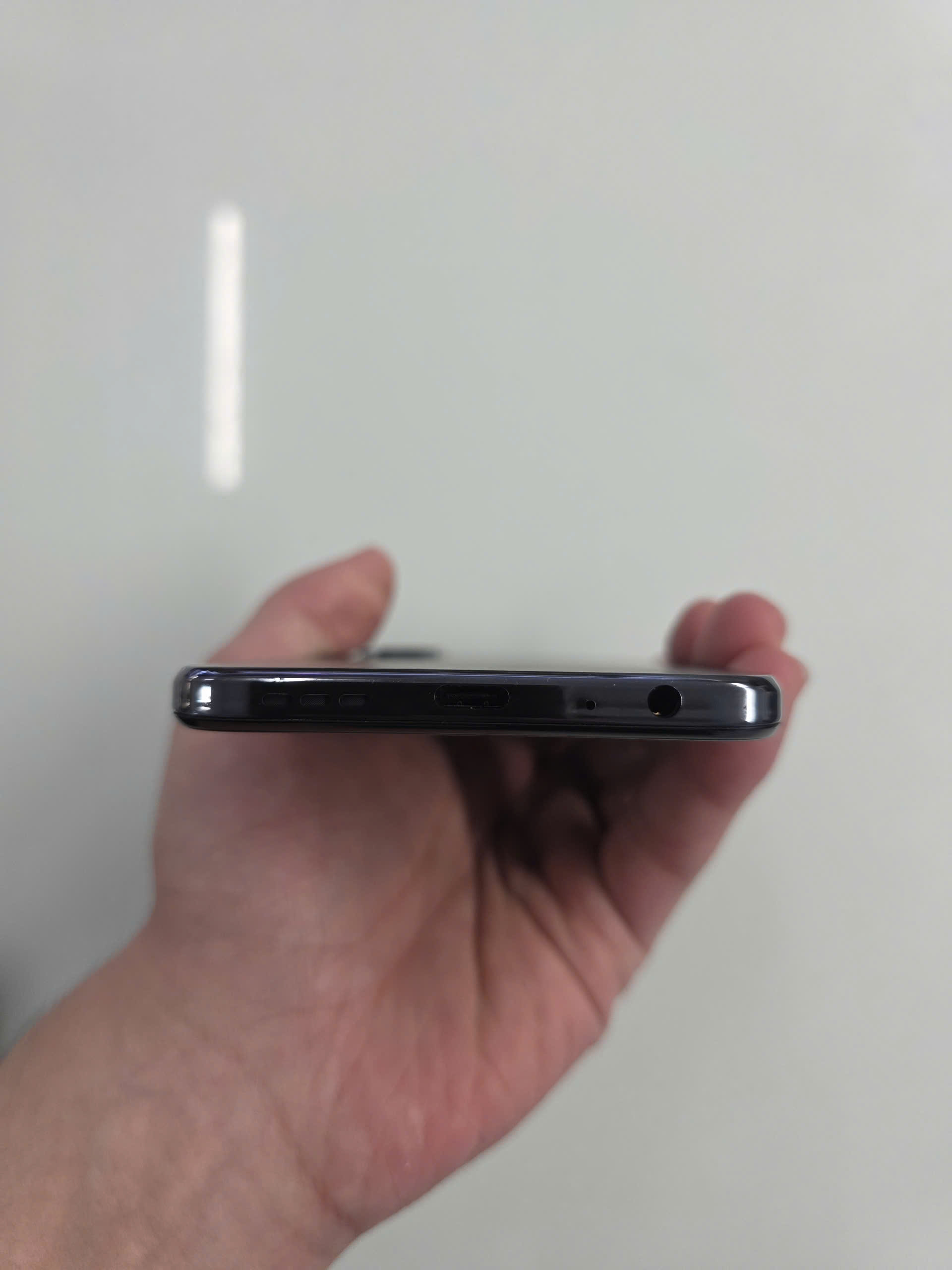 ĐTDĐ TCL 30+ PASSAT, 4GB/128GB, Tech Black