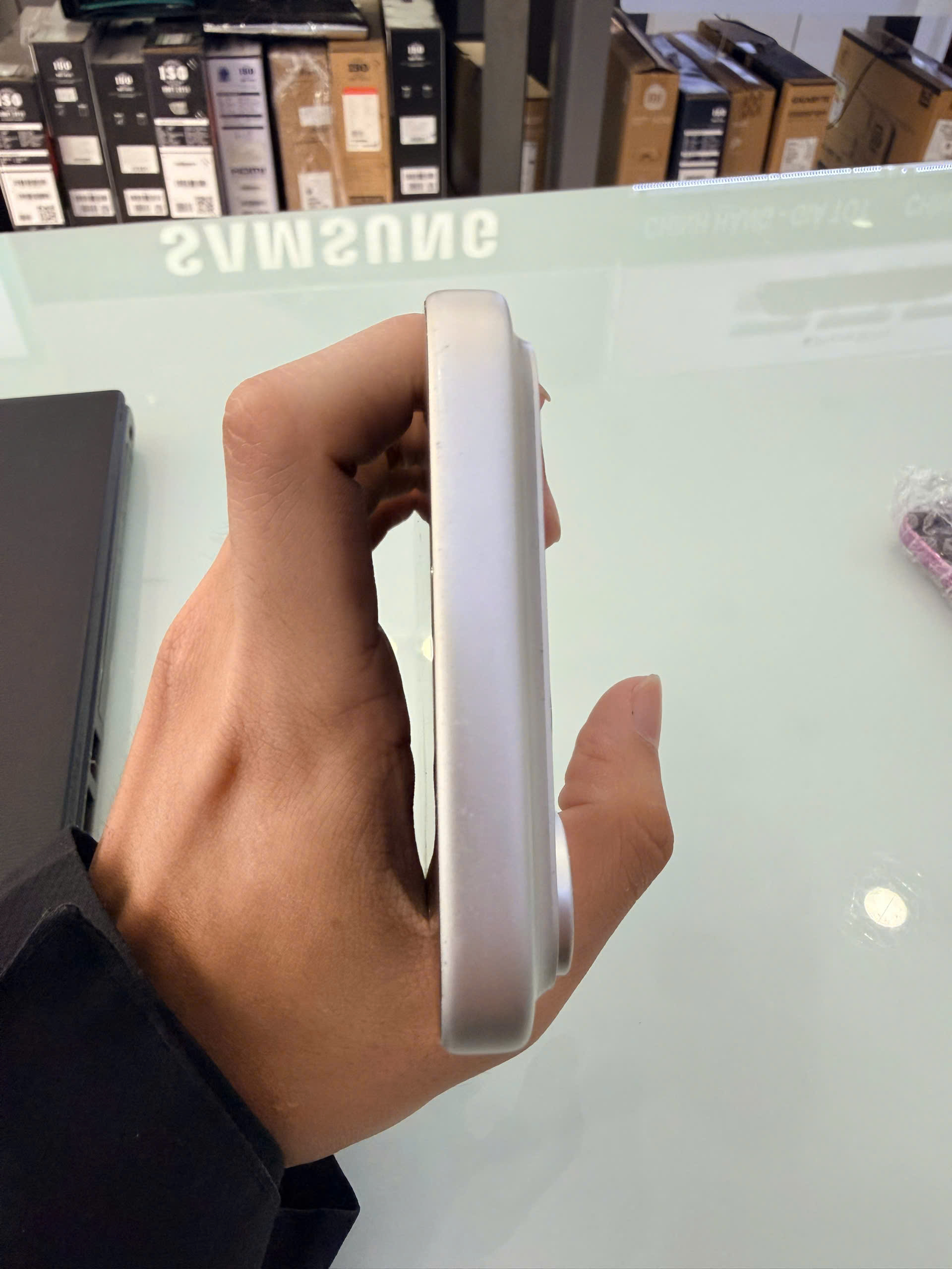 ĐTDĐ Apple iPhone 17 Pro Max 256GB Silver_MFYM4ZP/A - shxh17yt6dm - MFYM4ZP