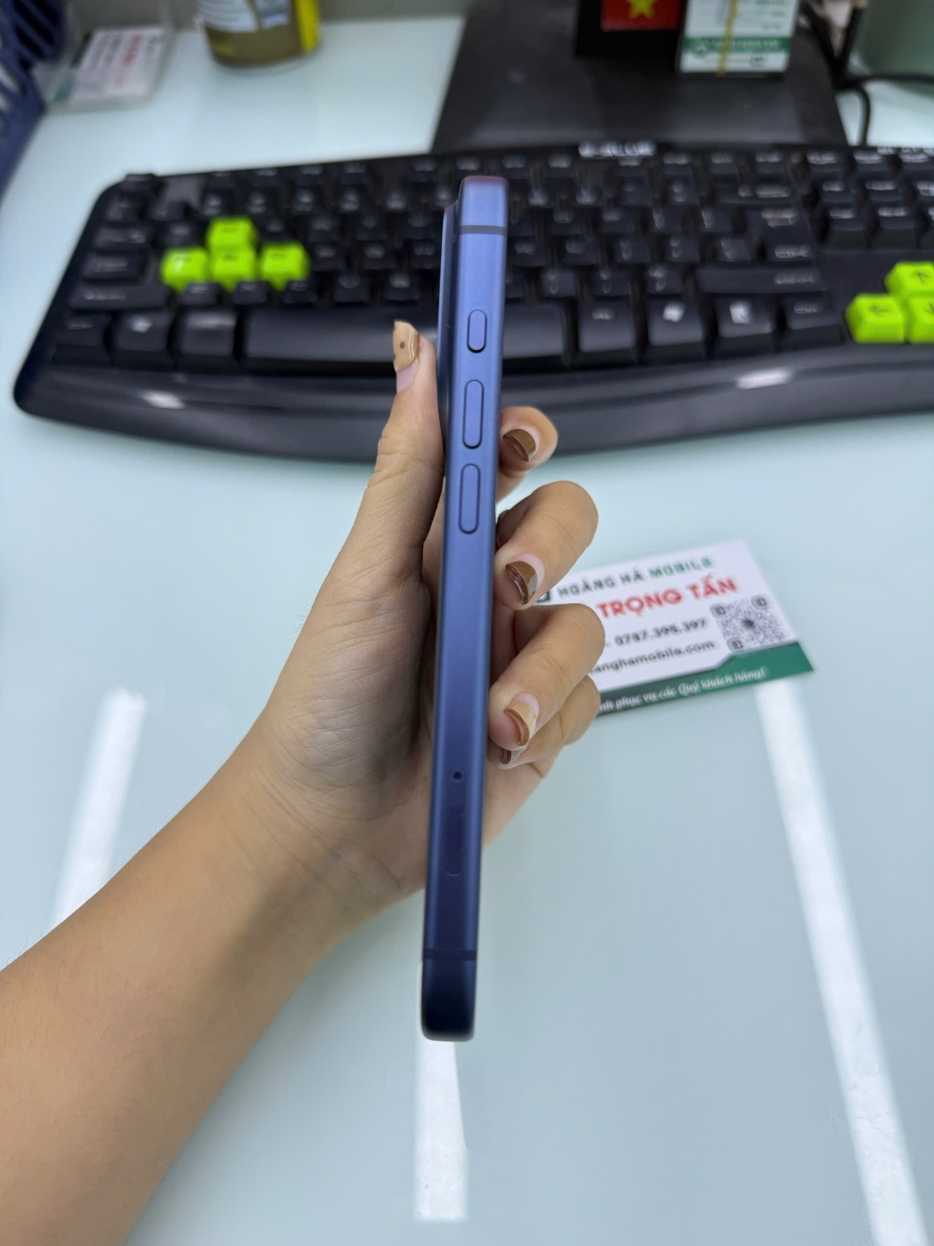 ĐTDĐ Apple iPhone 17 Pro 256GB Deep Blue - hang cu