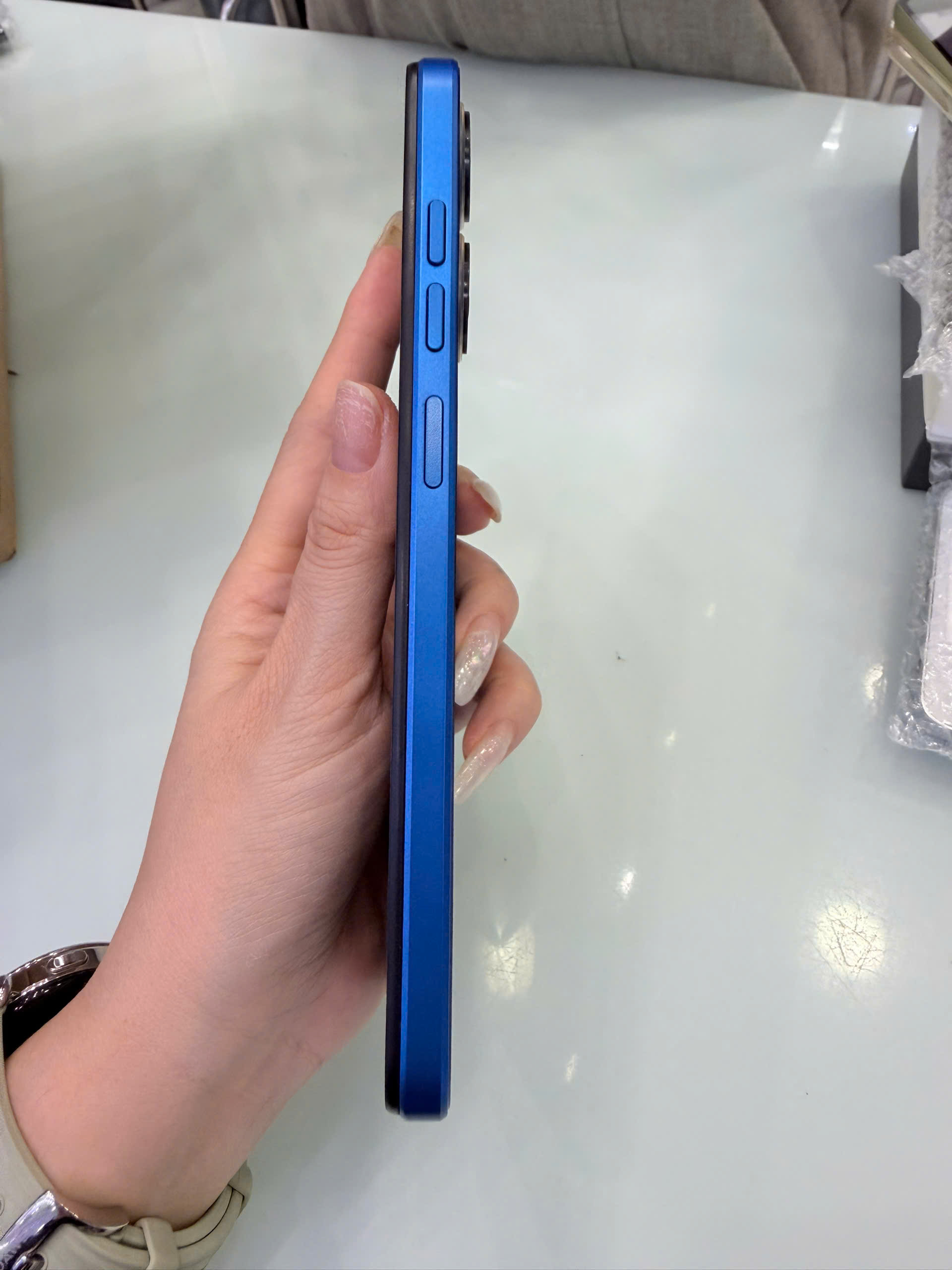 Điện thoại HTC Wildfire E5 Plus (6+6GB/128GB) Cũ