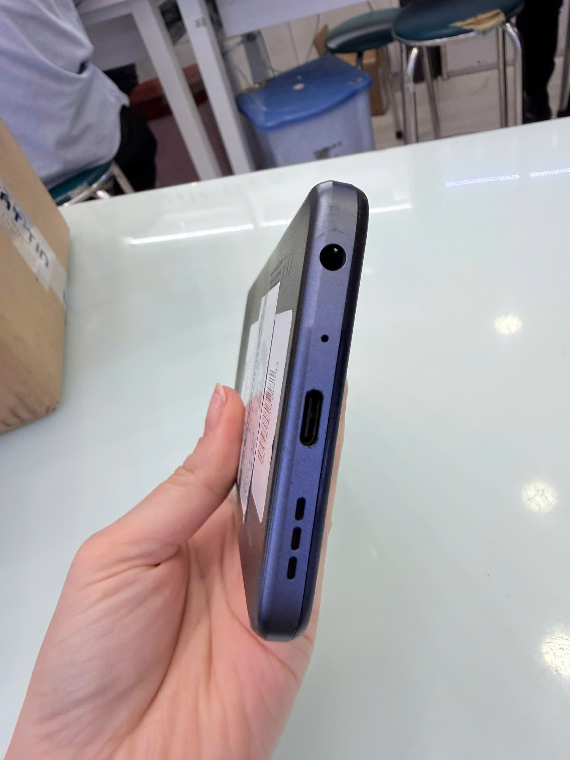 TCL 408 (4GB/64GB)  Cũ