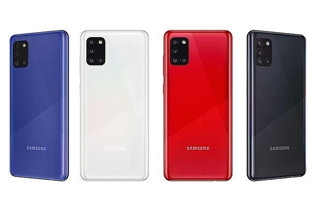 Dung lượng pin khủng 5000mAh. Dung lượng pin khủng 5000mAh.