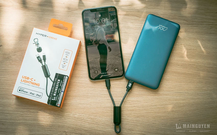 https://www.mainguyen.vn/img/2019/10/product/Hyperdrive Keychain/cap-mfi-usb-c-to-lightning-18w-hyperdrive-keychain-20cm-1.jpg