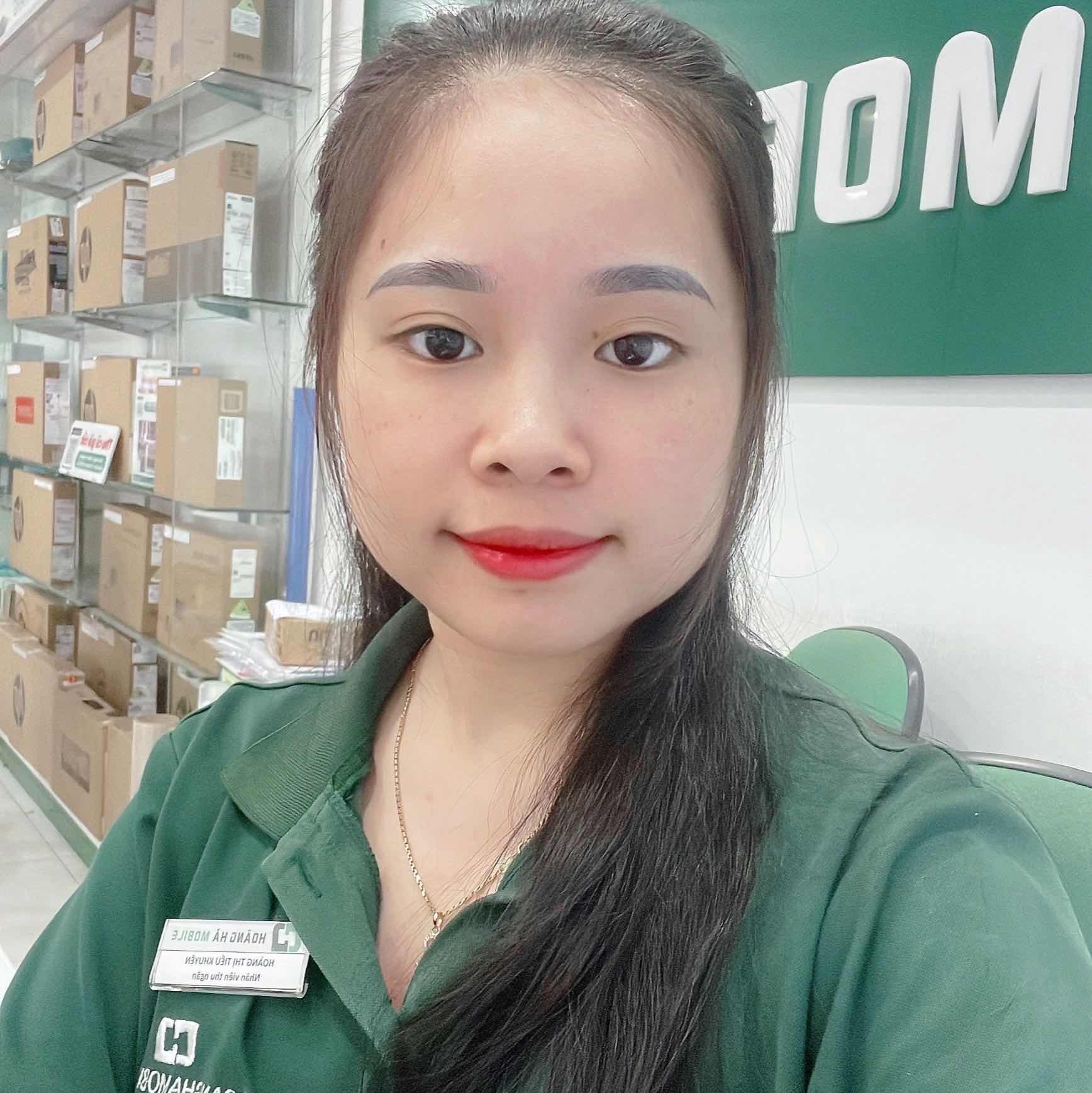 Hoàng Thị Tiểu Khuyên