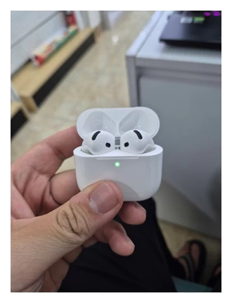 Tai nghe Bluetooth Apple AirPods 4 with Active Noise Cancellation - TBH