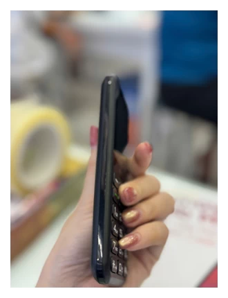 Điện thoại di động Sumo 4G T2 đen (Black)_T2BLK - TBH