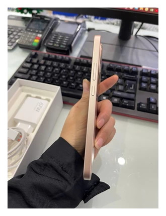 ĐIỆN THOẠI DI ĐỘNG (TEL) XIAOMI 15T 6.83"/MTK D8400 Ultra/12G/512G/50+50+12MP/32MP/5500mAh (25069PTEBG)/VÀNG (6932554451400)