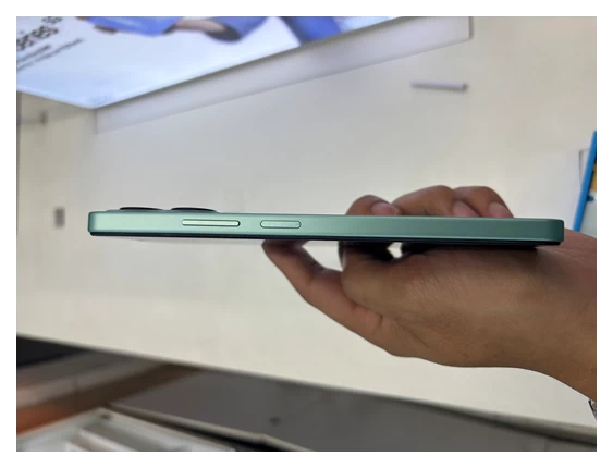 Điện thoại thông minh Honor Play 10 (3+64)GB Xanh (Ocean Cyan)_ELA-LX2CYA64 - TBH