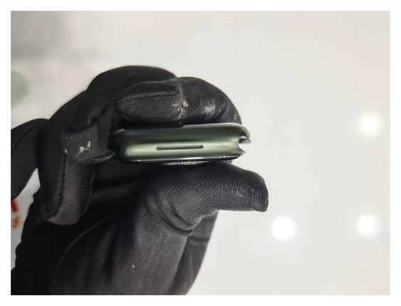 Apple Watch Series 7 GPS + Cellular, 41mm Green Aluminium Case with Clover Sport Band - Regular, MKHT3VN/A  - TBH