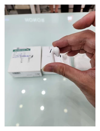 Tai nghe Bluetooth Apple AirPods 4 - MXP63ZP/A - Cũ