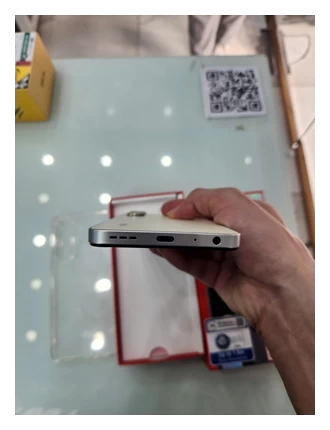 ĐIỆN THOẠI DI ĐỘNG (TEL) NUBIA V80 MAX 6.9"/Unisoc T7250/8G/128G/50MP+2MP+Al/16MP/6000mAh/(Z2577)/VÀNG KIM QUANG(6902176163951) - Cũ