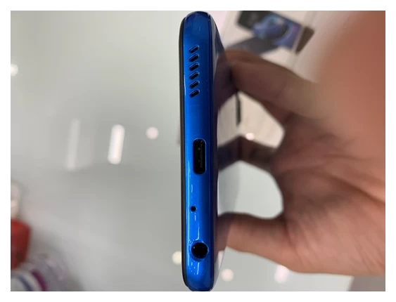 Điện thoại di động HTC Wildfire E3 lite (4GB/64GB) - Xanh (Blue)