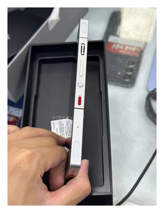 Điện thoại Gaming REDMAGIC 10 PRO 16GB/512GB Bản Quốc Tế - Bạc Ánh Trăng (Moonlight) - Cũ